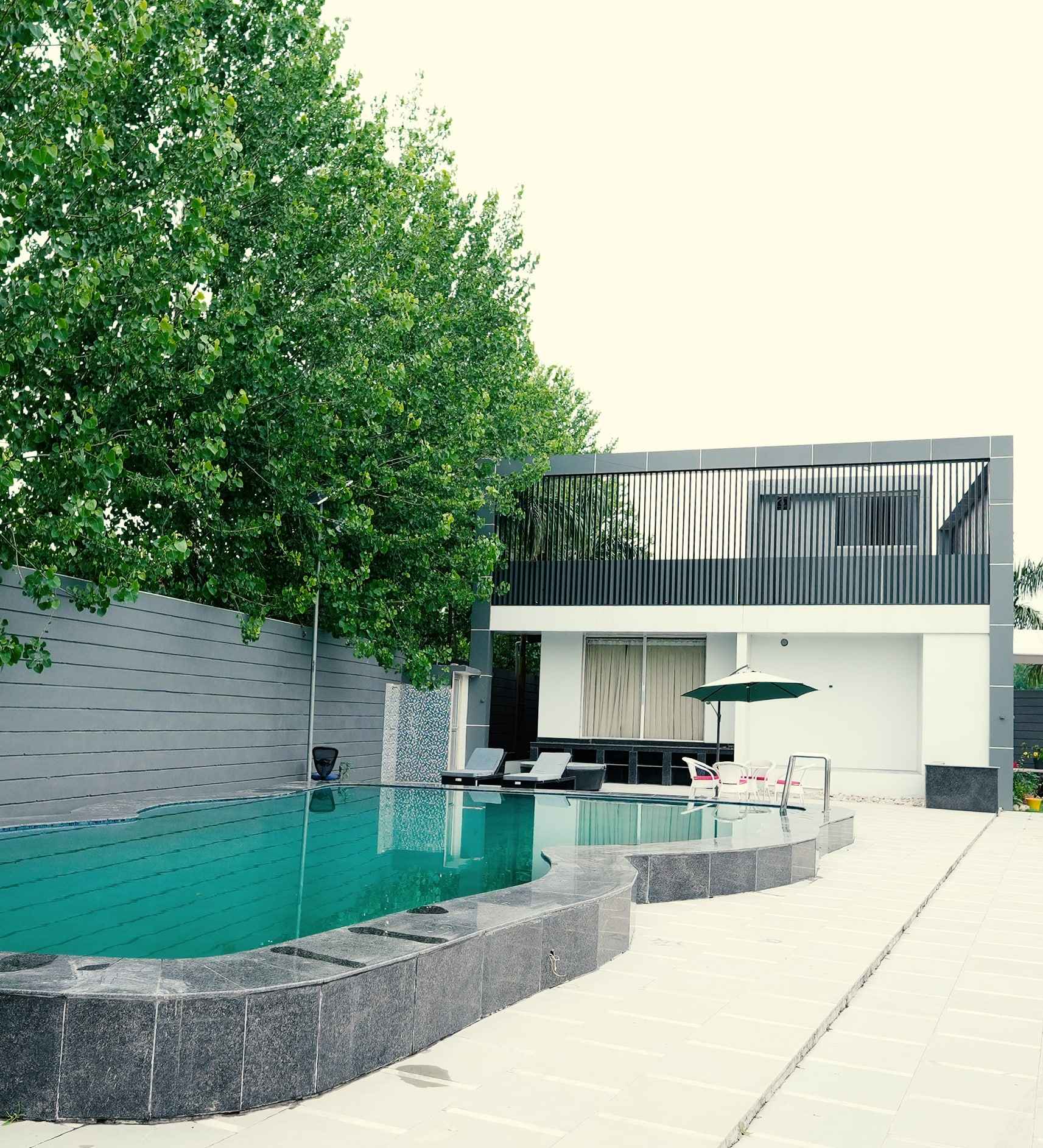 Infinity pool at premium villas in Haridwar