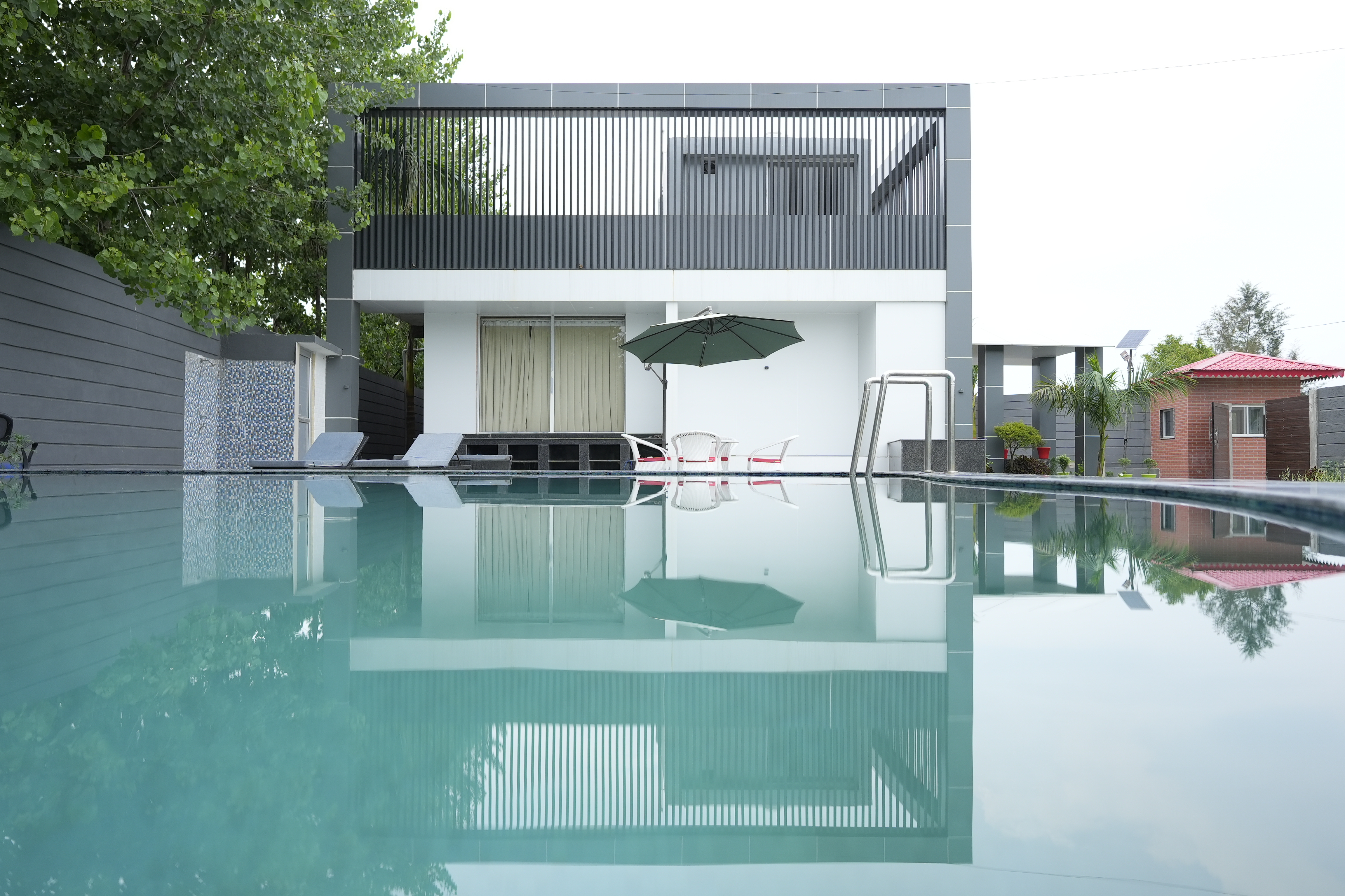 Infinity pool at premium villas in Haridwar
